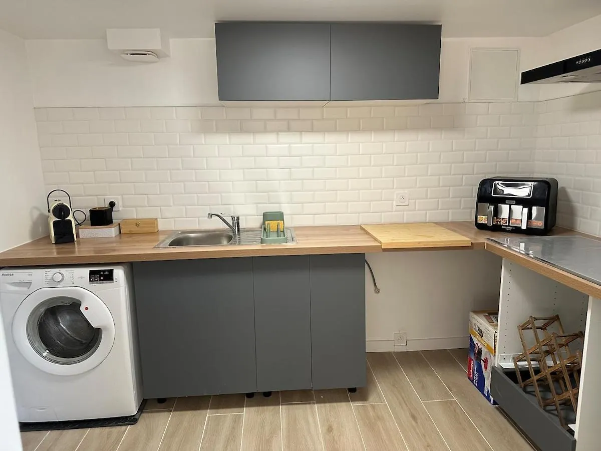 פזה Bel Appartement T2 Dans Maison דירה